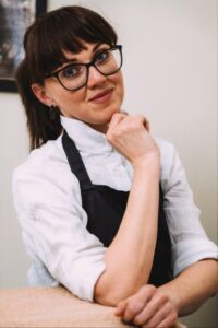 Mészáros Zizi kozmetikus és masszőr